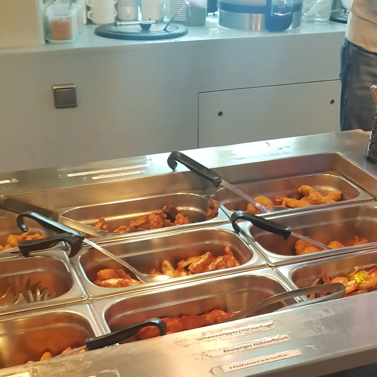 Sossen Und Curry Huhn
