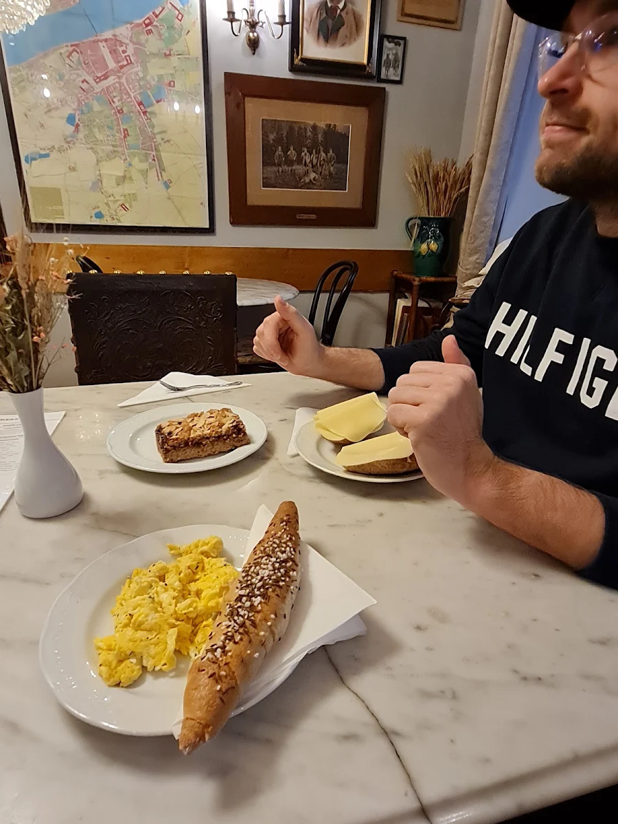 Eierspeise Mit Gebäck