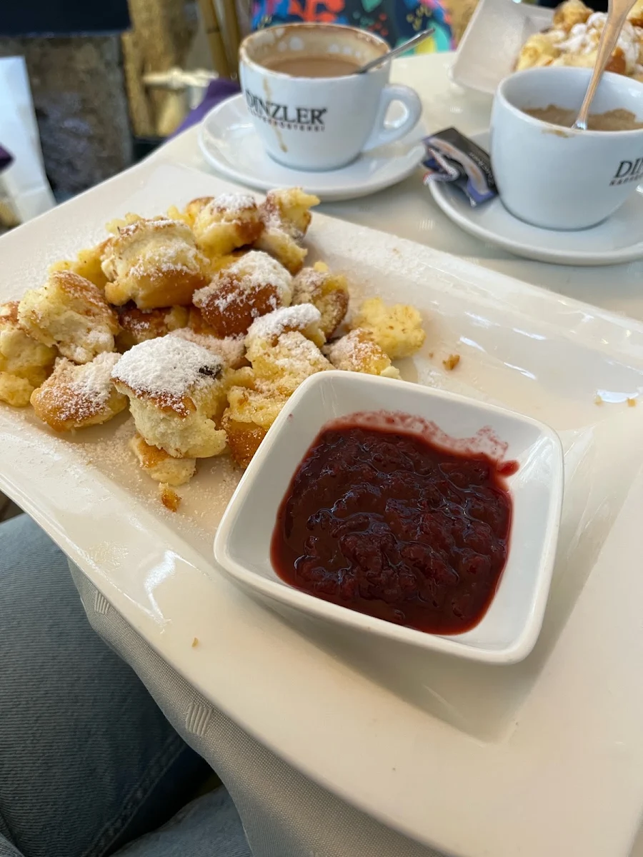 Kaiserschmarrn Mit Pflaumen