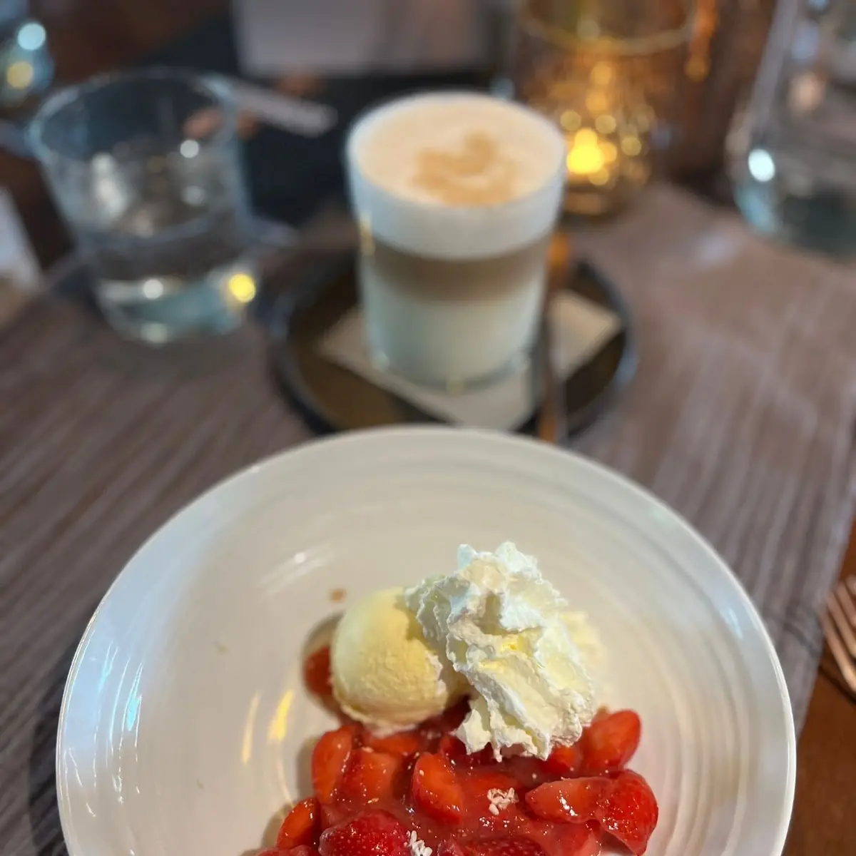 Erdbeeren Vanilleeis