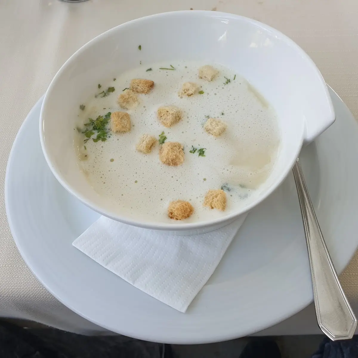 Spargelcremsuppe