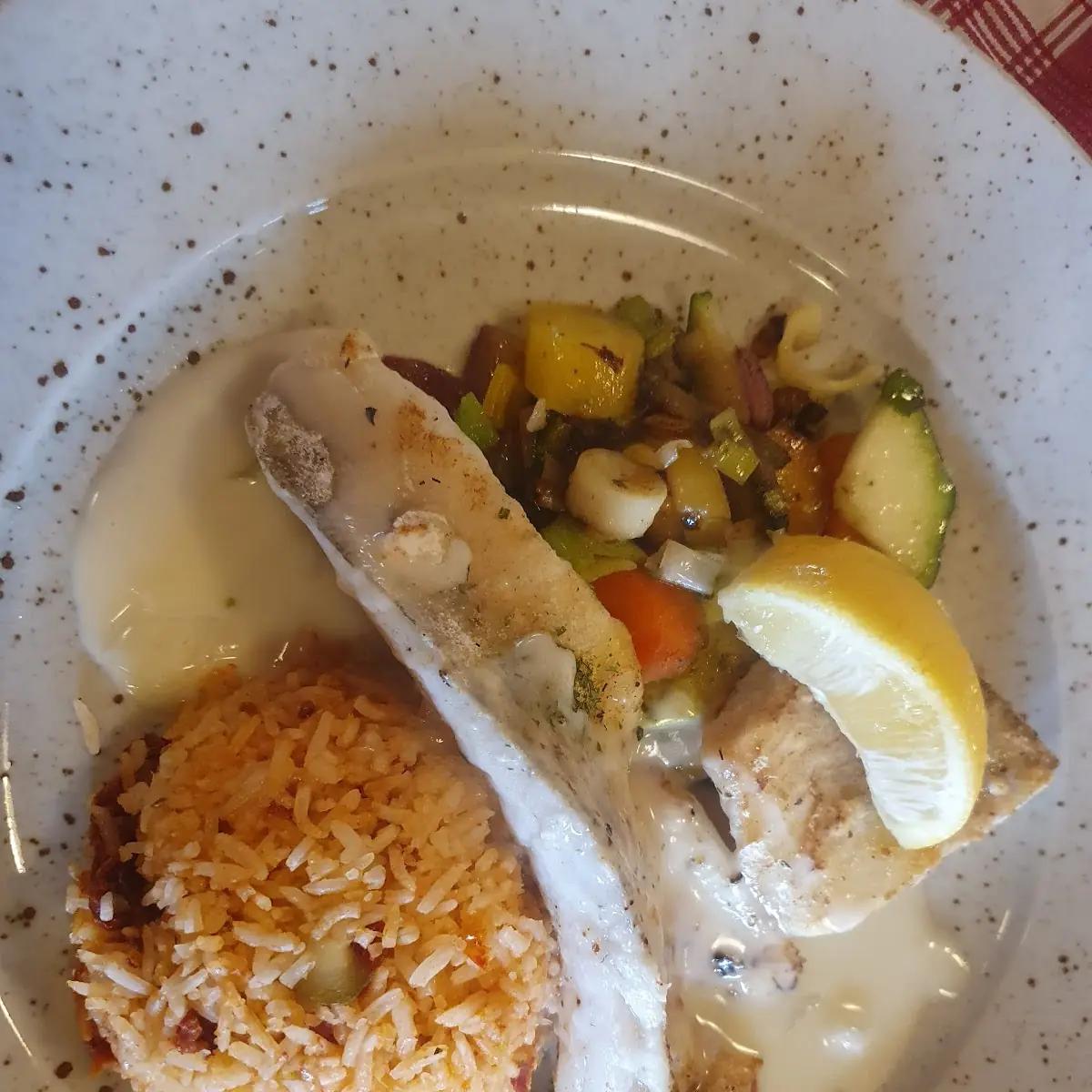 Gegrillter Zander In Zitronensauce Mit Tomatenreis