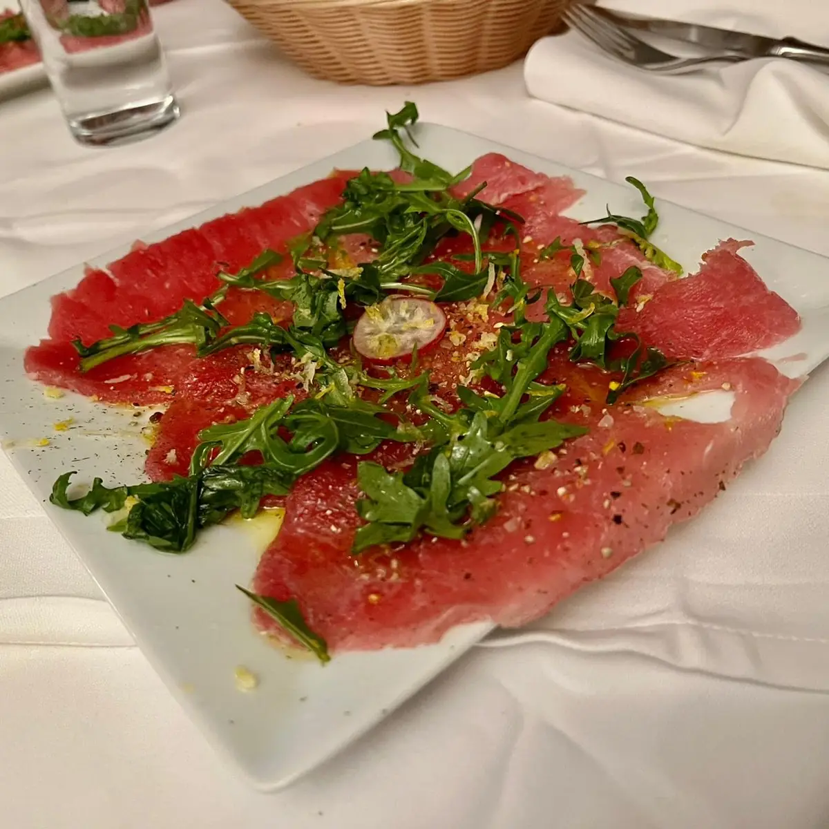 Thunfisch Carpaccio