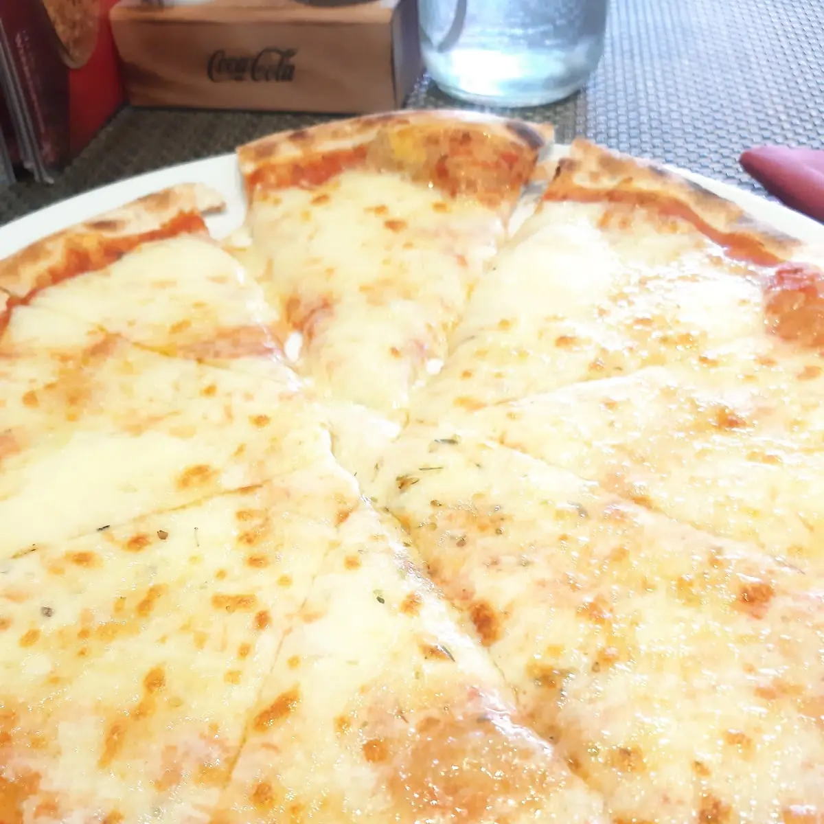 Pizza Margherita Groß