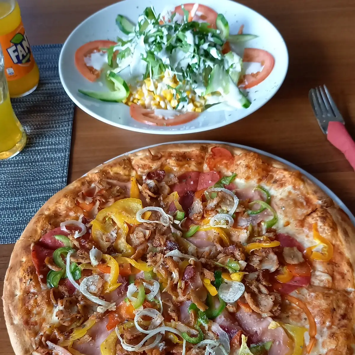 Pizza Paparazzi Spezial Groß