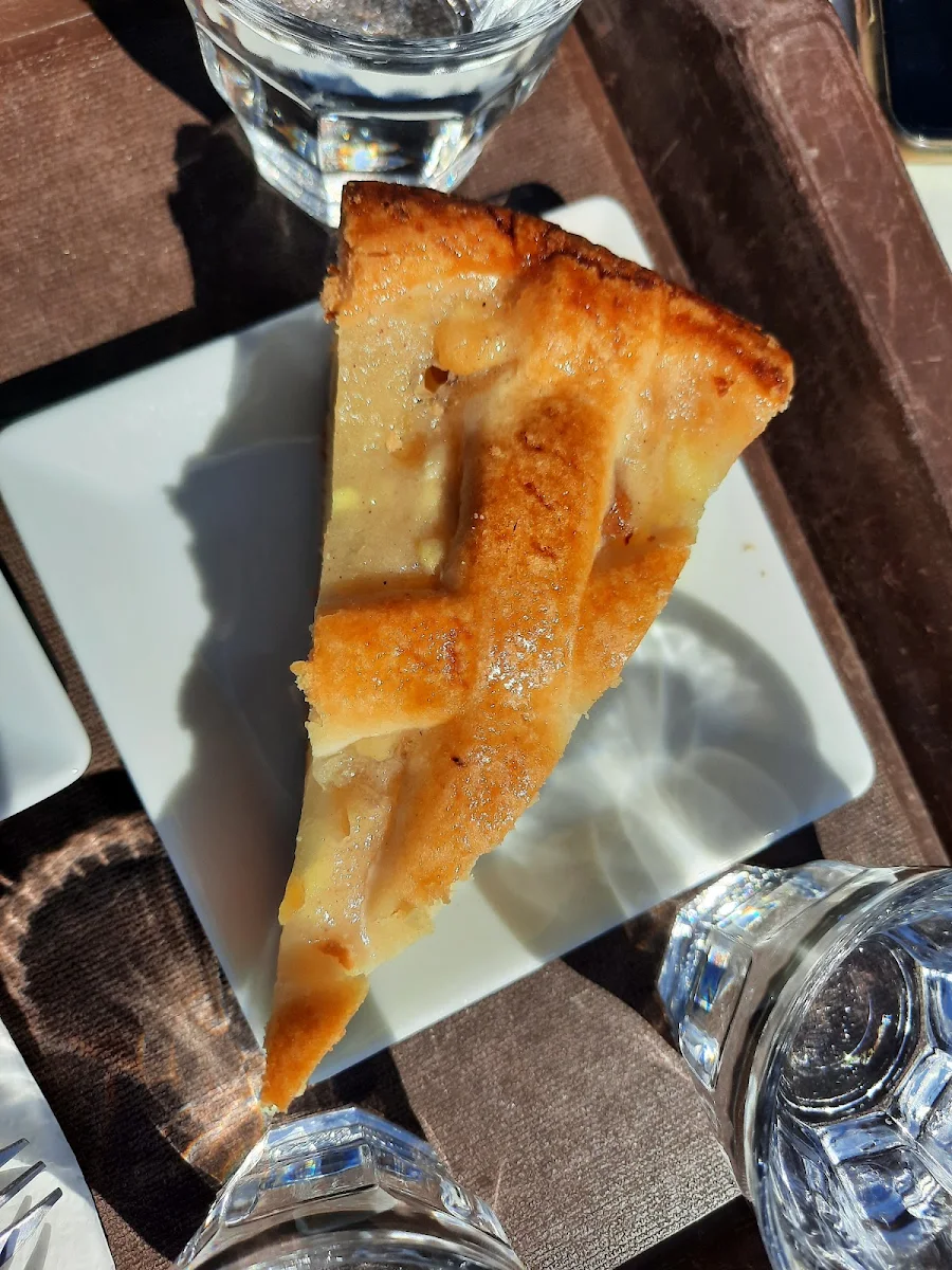 Apfelstrudel Mit Vanillesauce