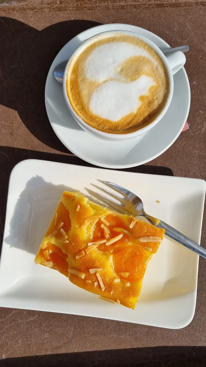 Kaffee Mit Marielenkuchen