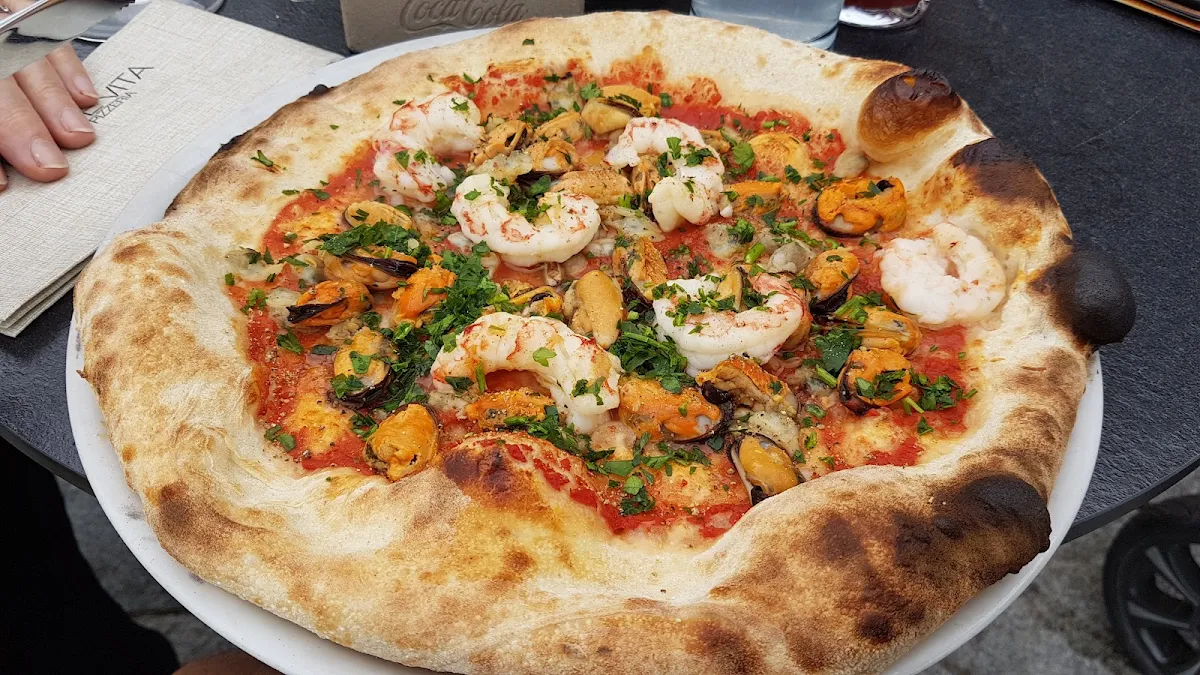 Fruti Di Mare, Cafe Roma