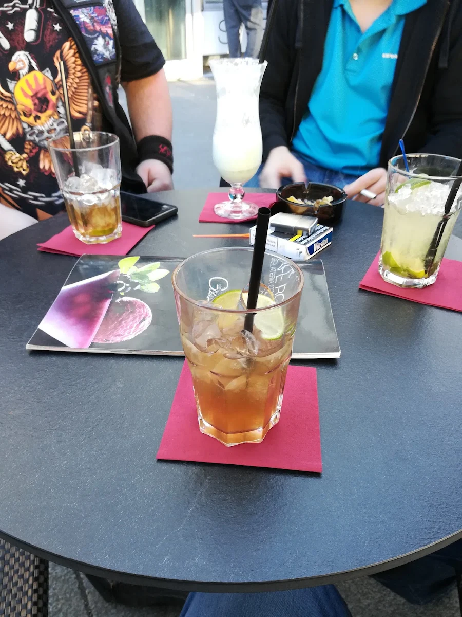 Long Island Ice Tea, Cafe Roma