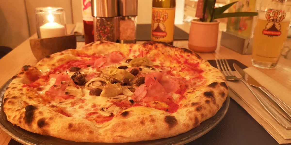 Pizza, Cafe Roma