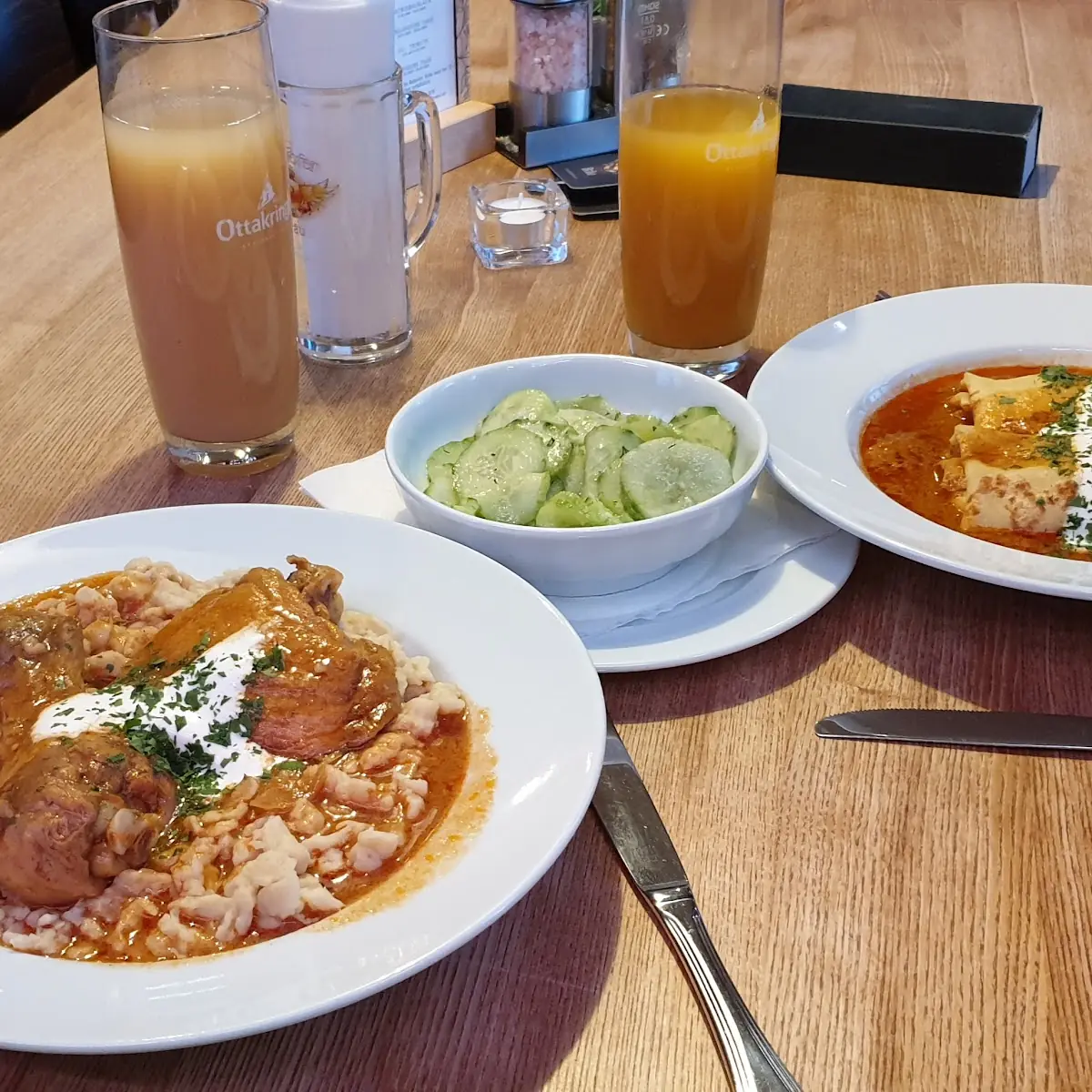 Paprikahendl & Pühnerfleisch Palatschinken