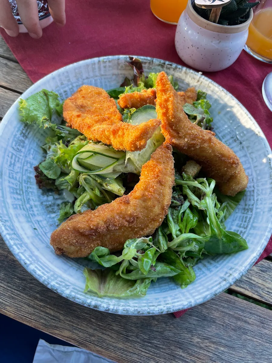 Backhendl Salat