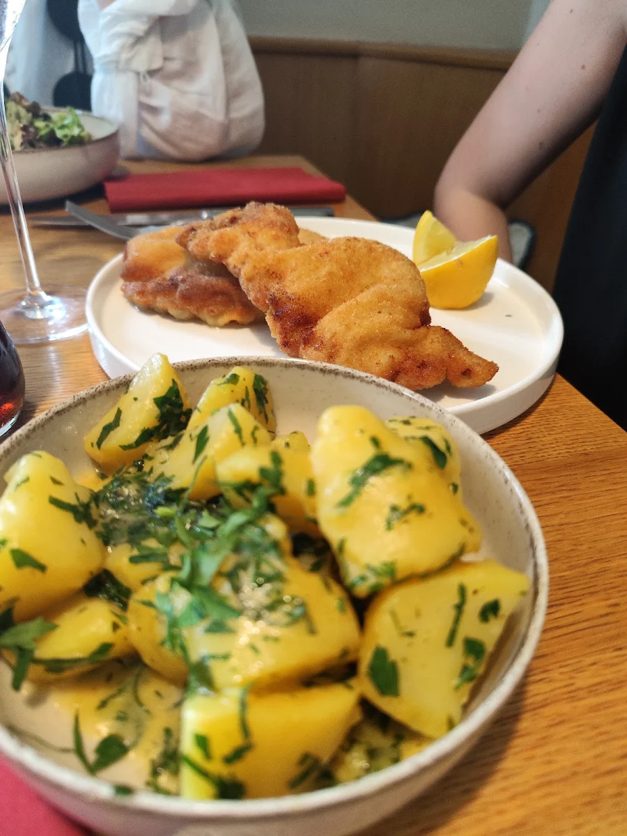 Wiener Schnitzel Mit Petersilie Kartoffeln