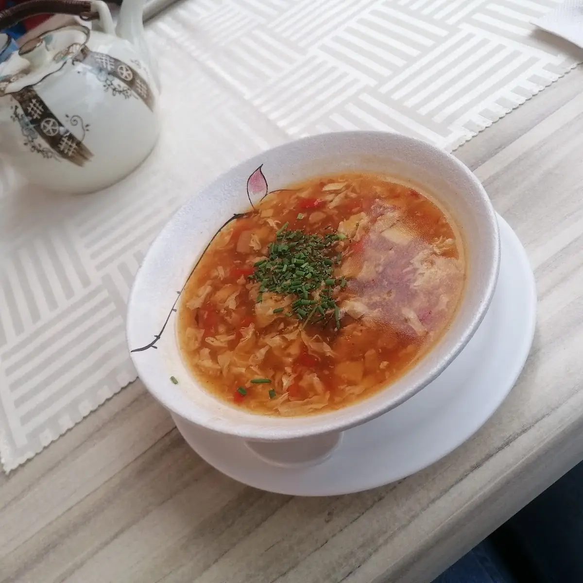 Sauerscharfe Suppe