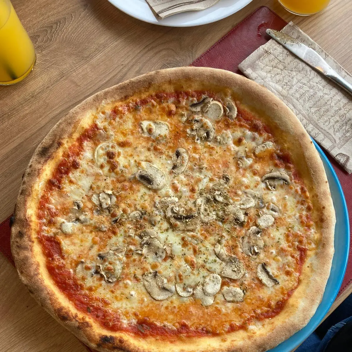 Pizza Tonno E Cipolla