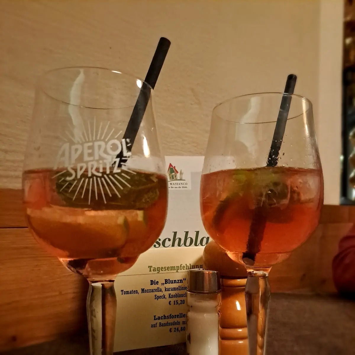 Preiselbeere Aperol Spritz