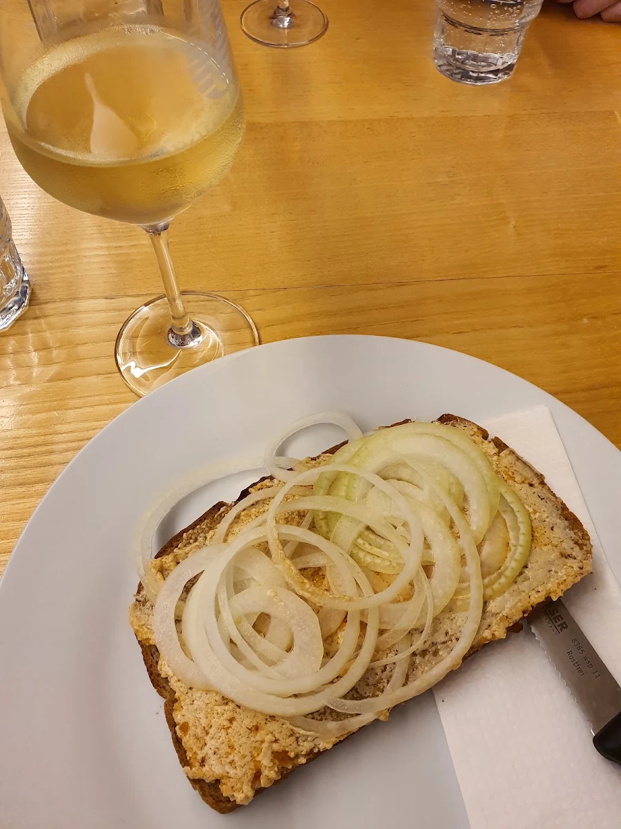 Bratenfettbrot Mit Zwiebek