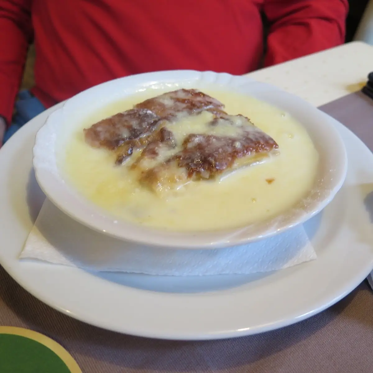 Topfenstrudel Mit Vanillesauce