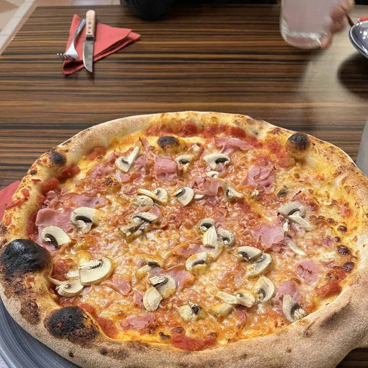 Pizze Capricciosa