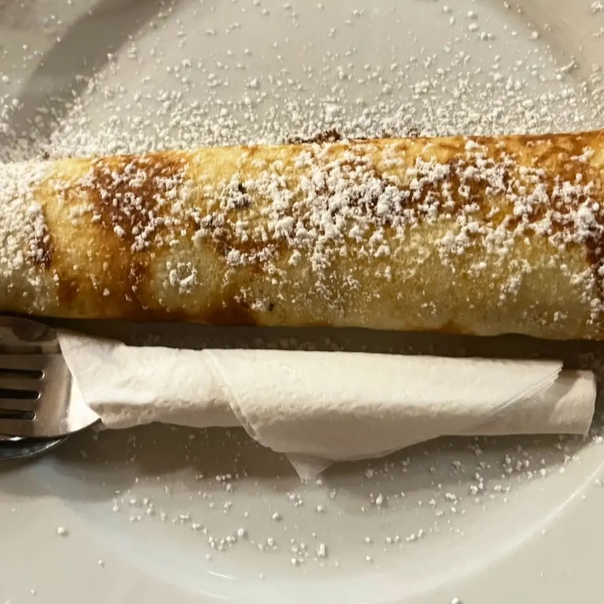 Palatschinken Mit Marillenmarmelade