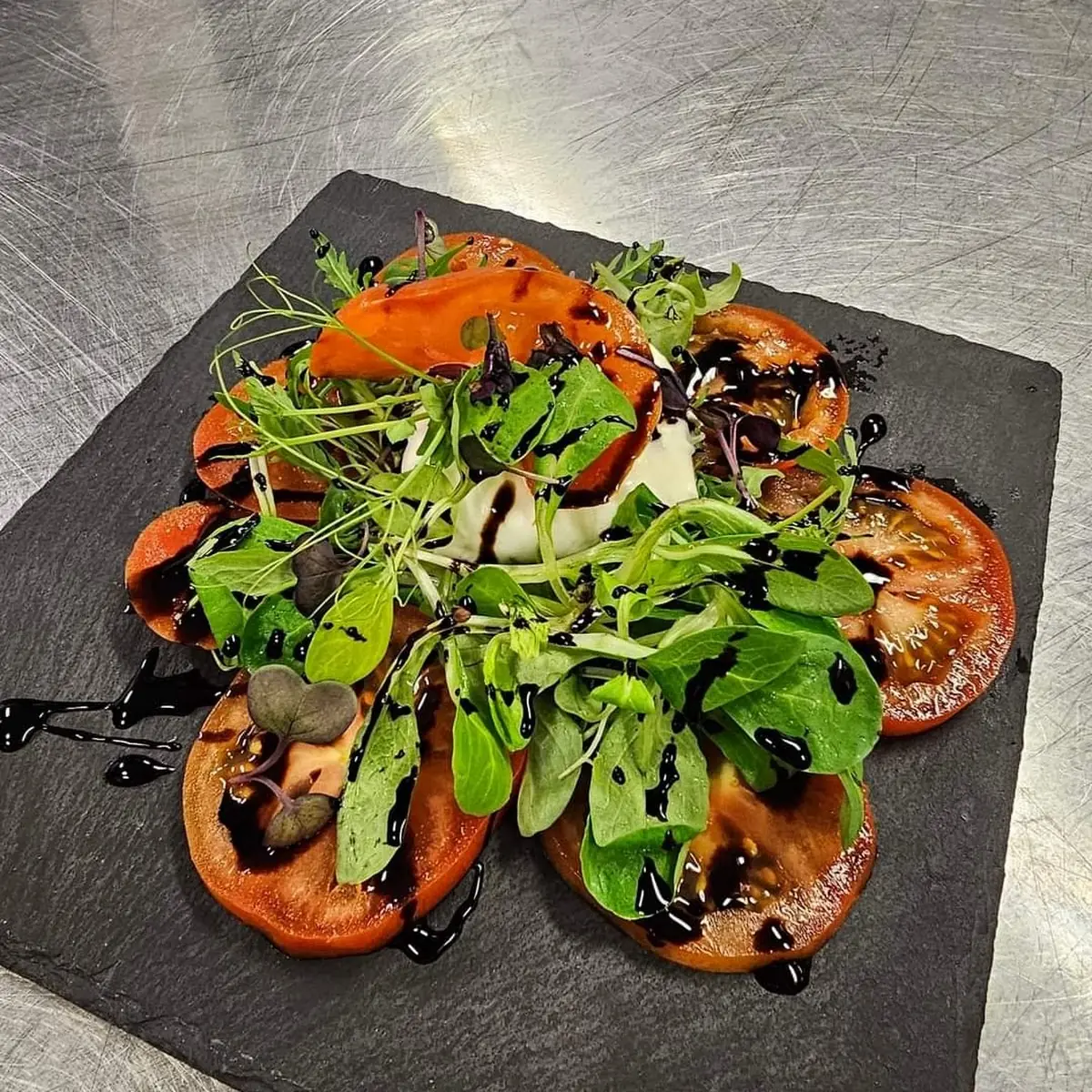 Tomaten Mozzarella Salat