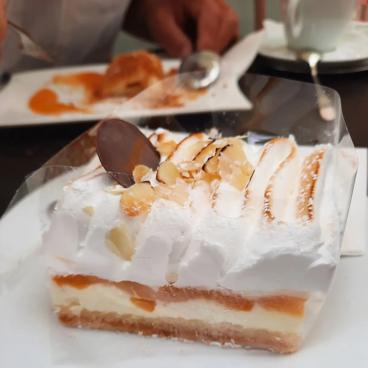 Marillenschaumschnitte