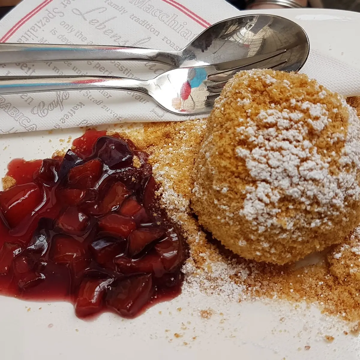 Zwetschgenknödel