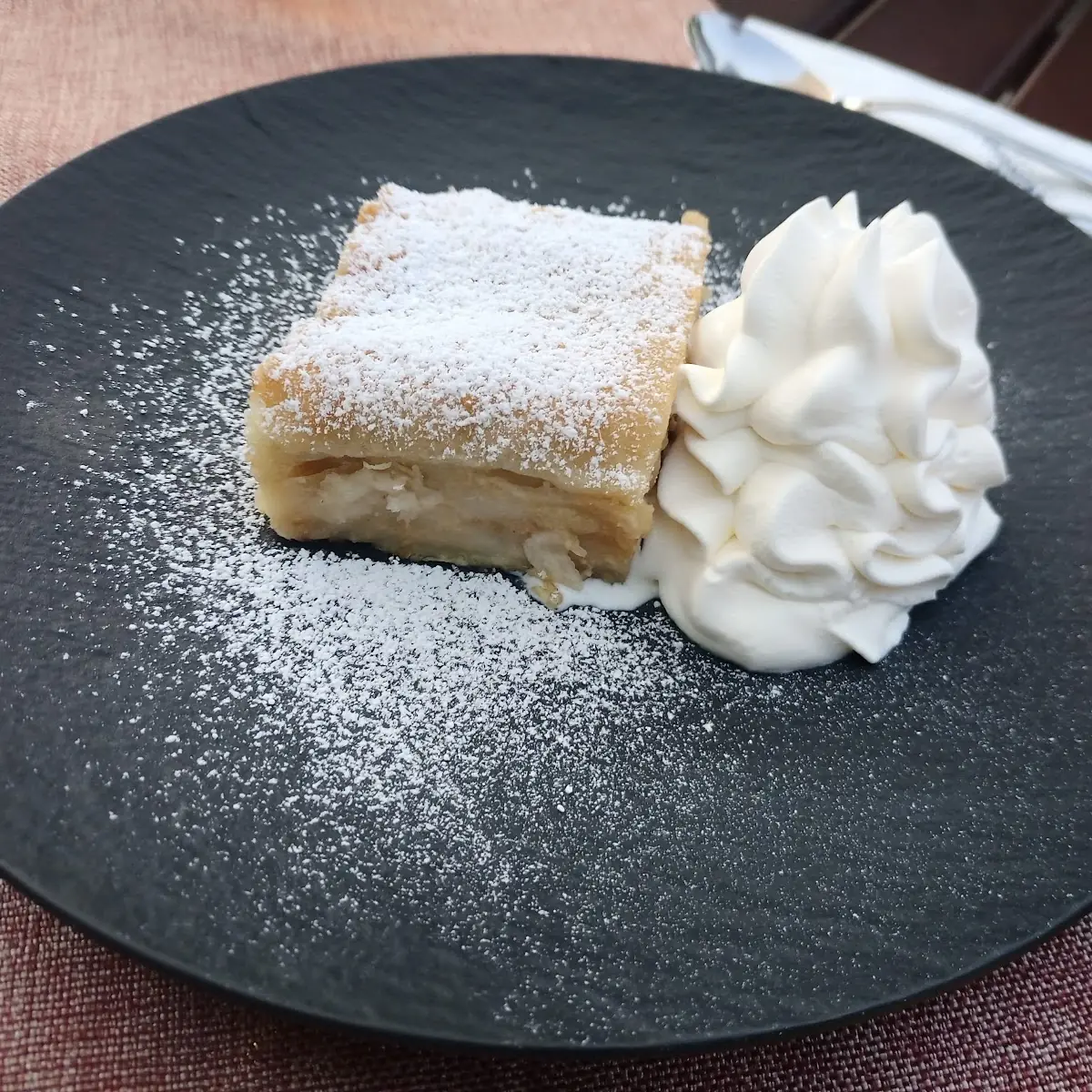 Apfelstrudel