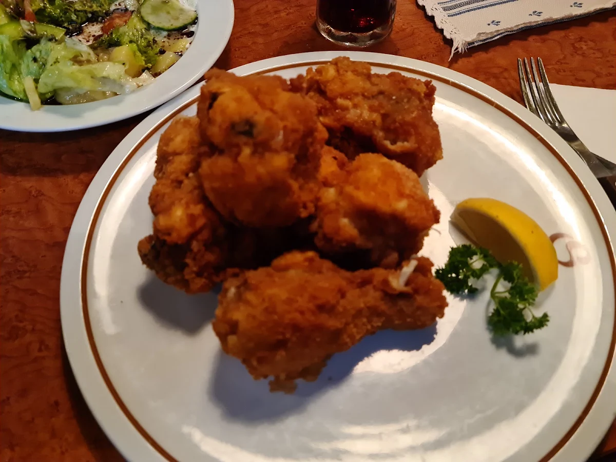 Backhendl Mit Gemischtem Salat