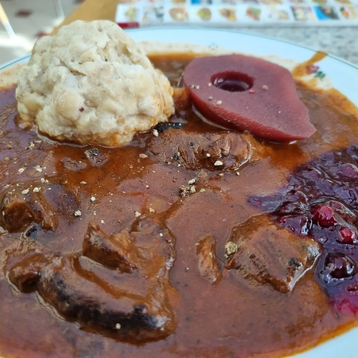 Hirschgulasch