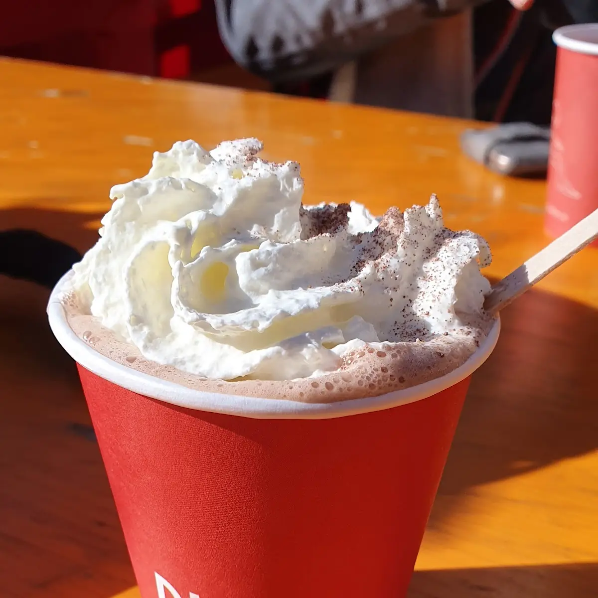 Heiße Schokolade Mit Amaretto