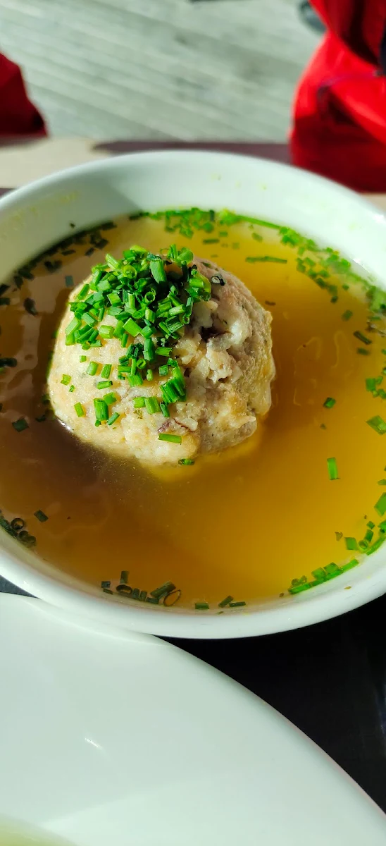 Tiroler Speckknödel Suppe