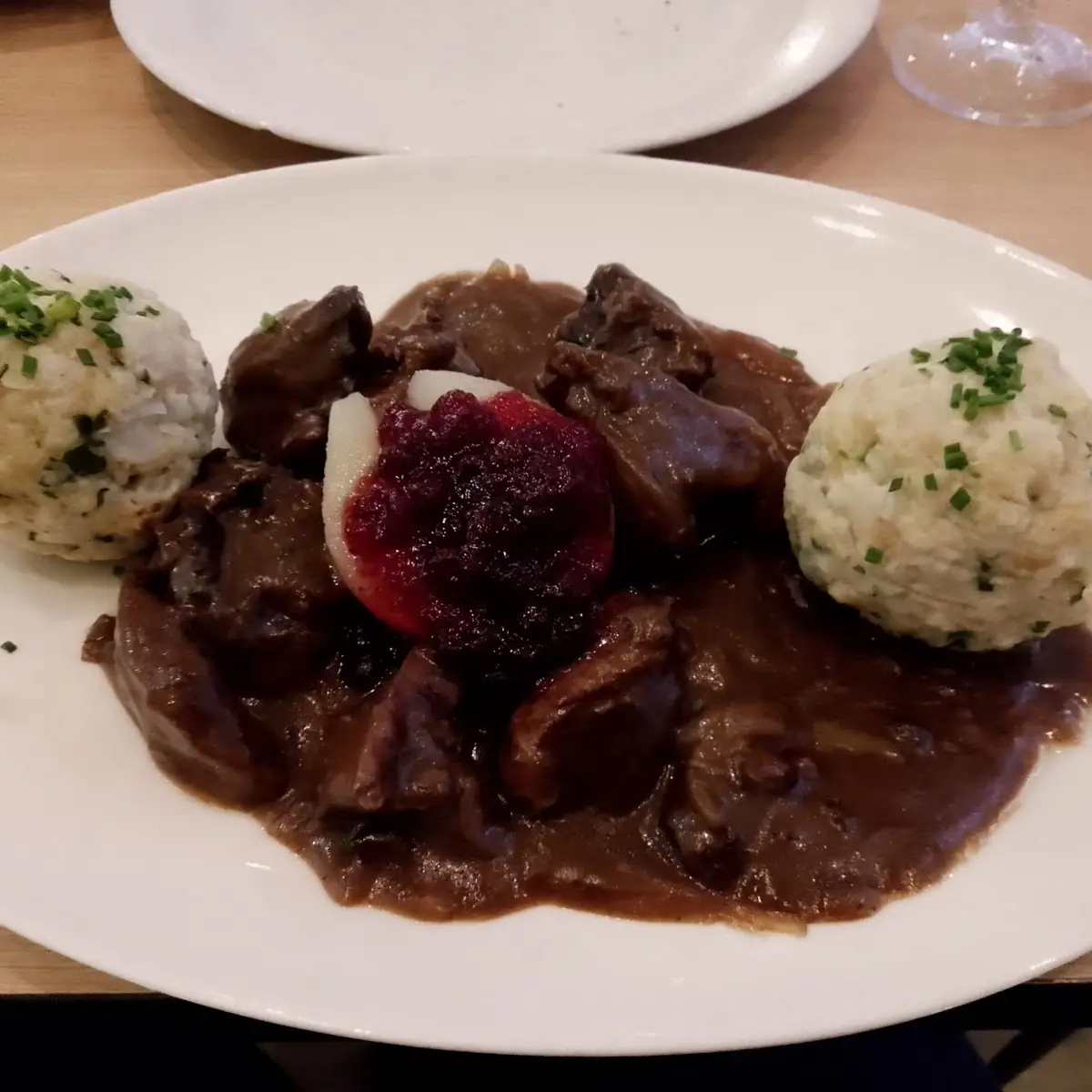 Hirschgulasch
