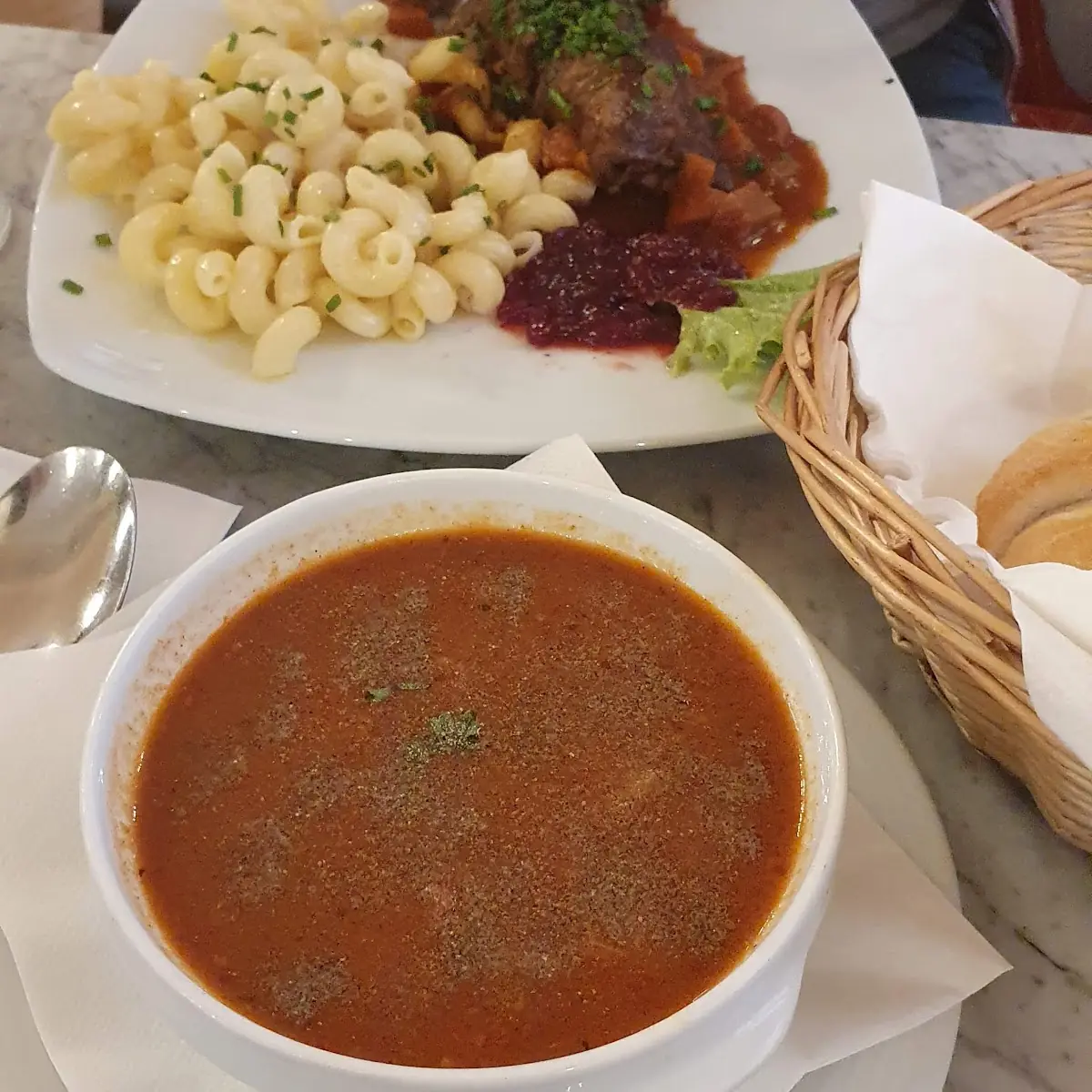 Gulaschsuppe