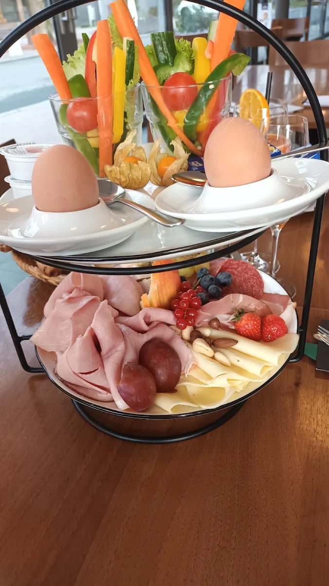 Tatzfrühstück Für 2
