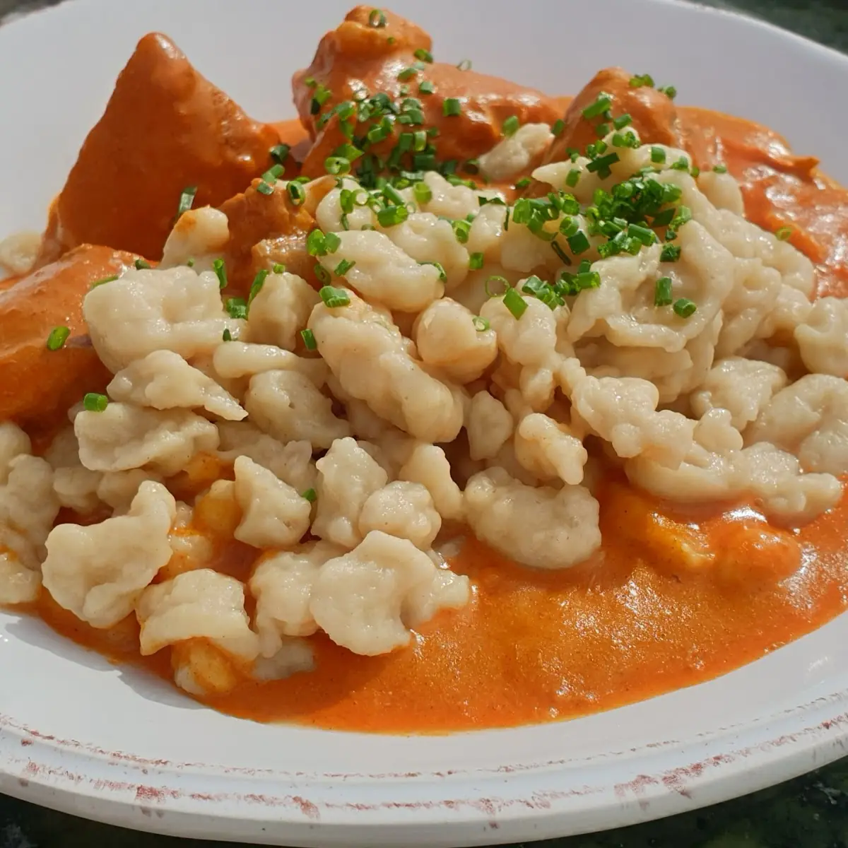Kalbsgulasch Mit Butternockerln