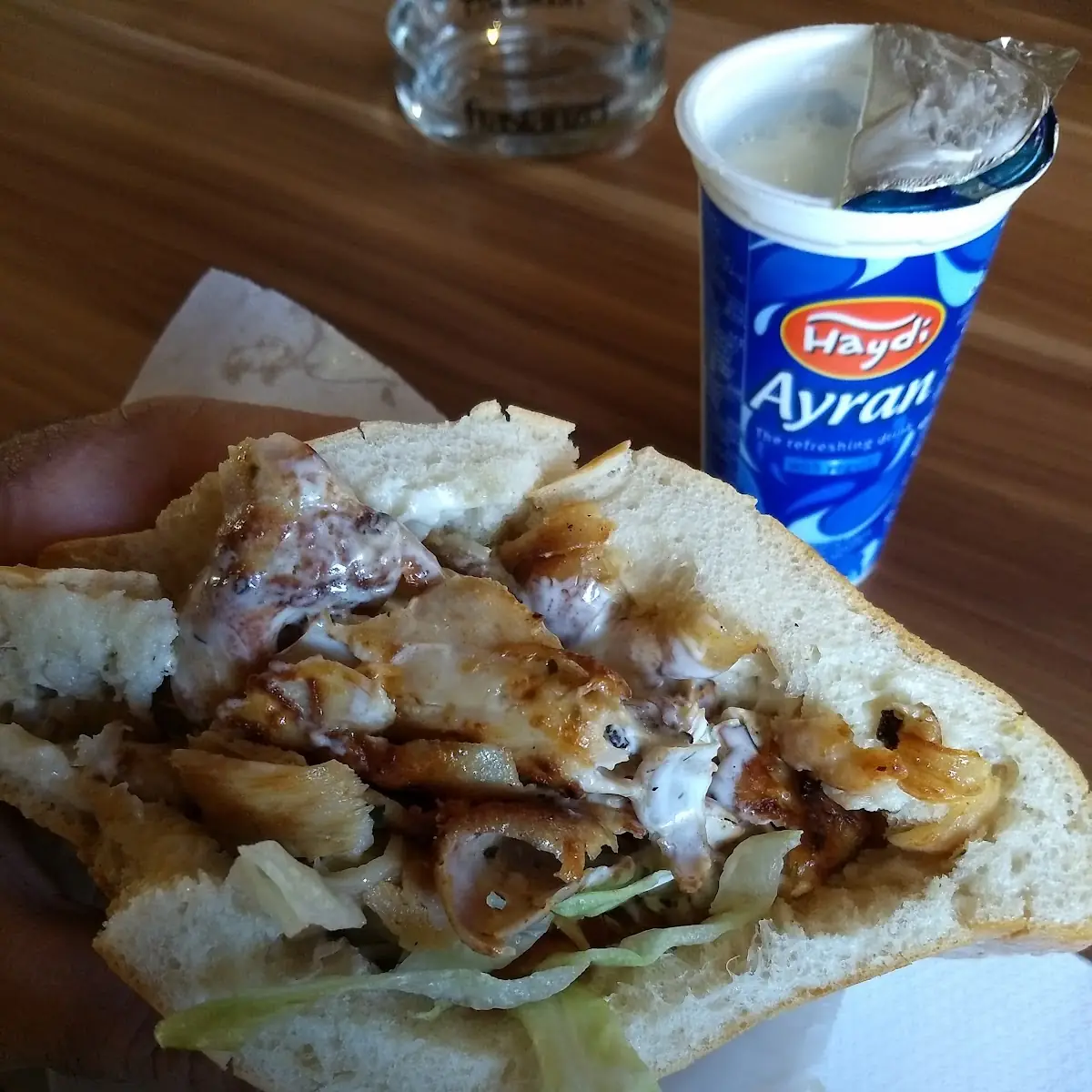 Döner Box Veggie mit Pommes frites und Salat