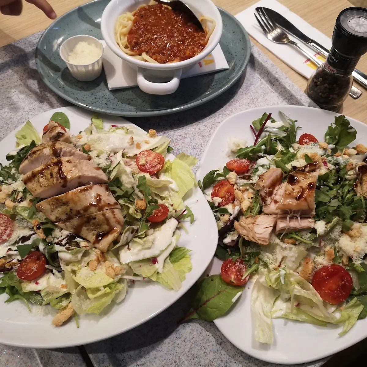 Gemischter Salat Mit Hühnerbrust