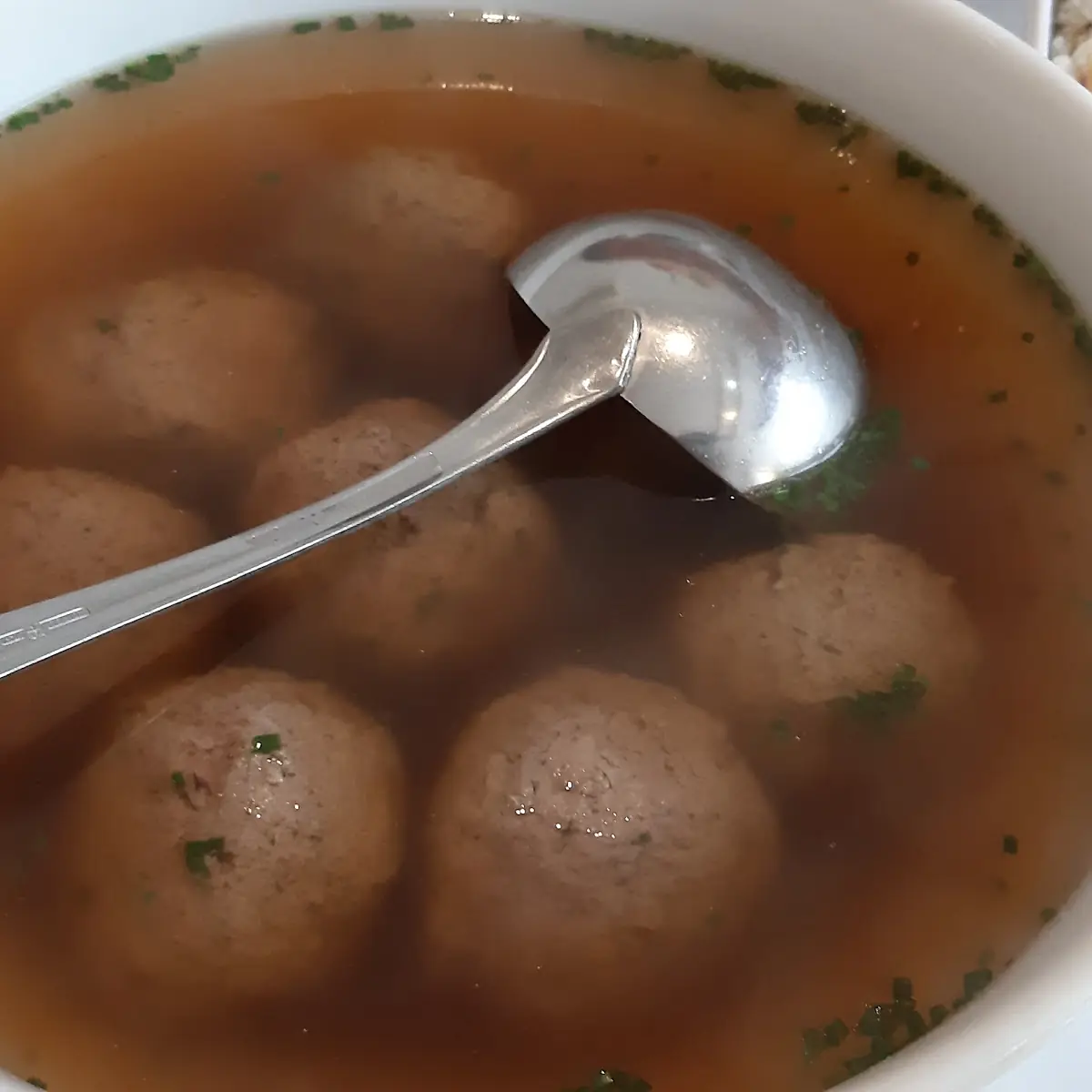 Leberknödelsuppe