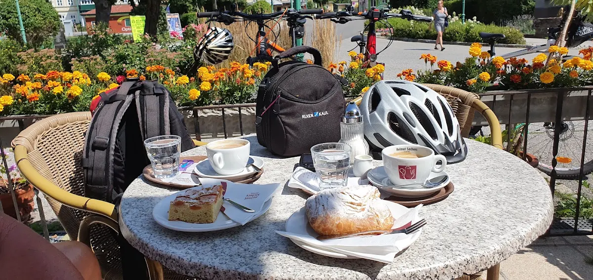 Apfelkuchen Und Quarktasche