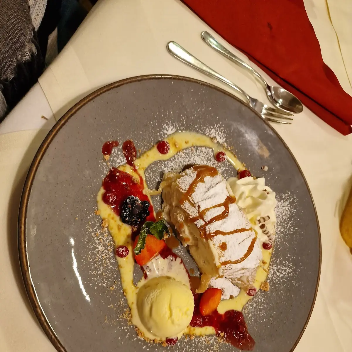 Topfenstrudel