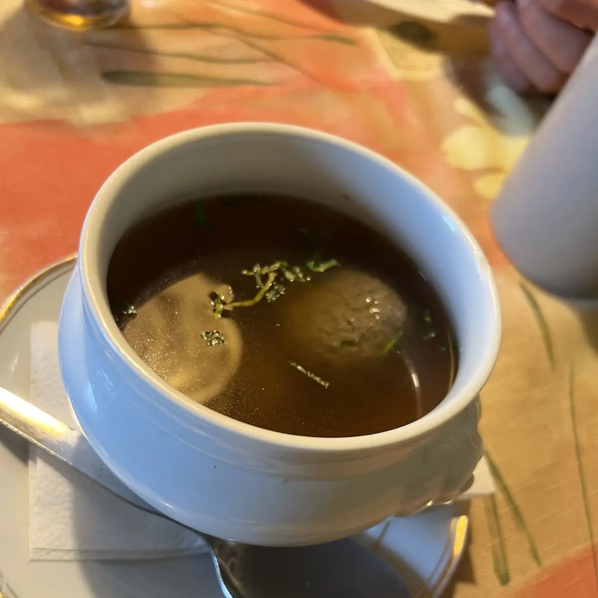 Leberknödelsuppe