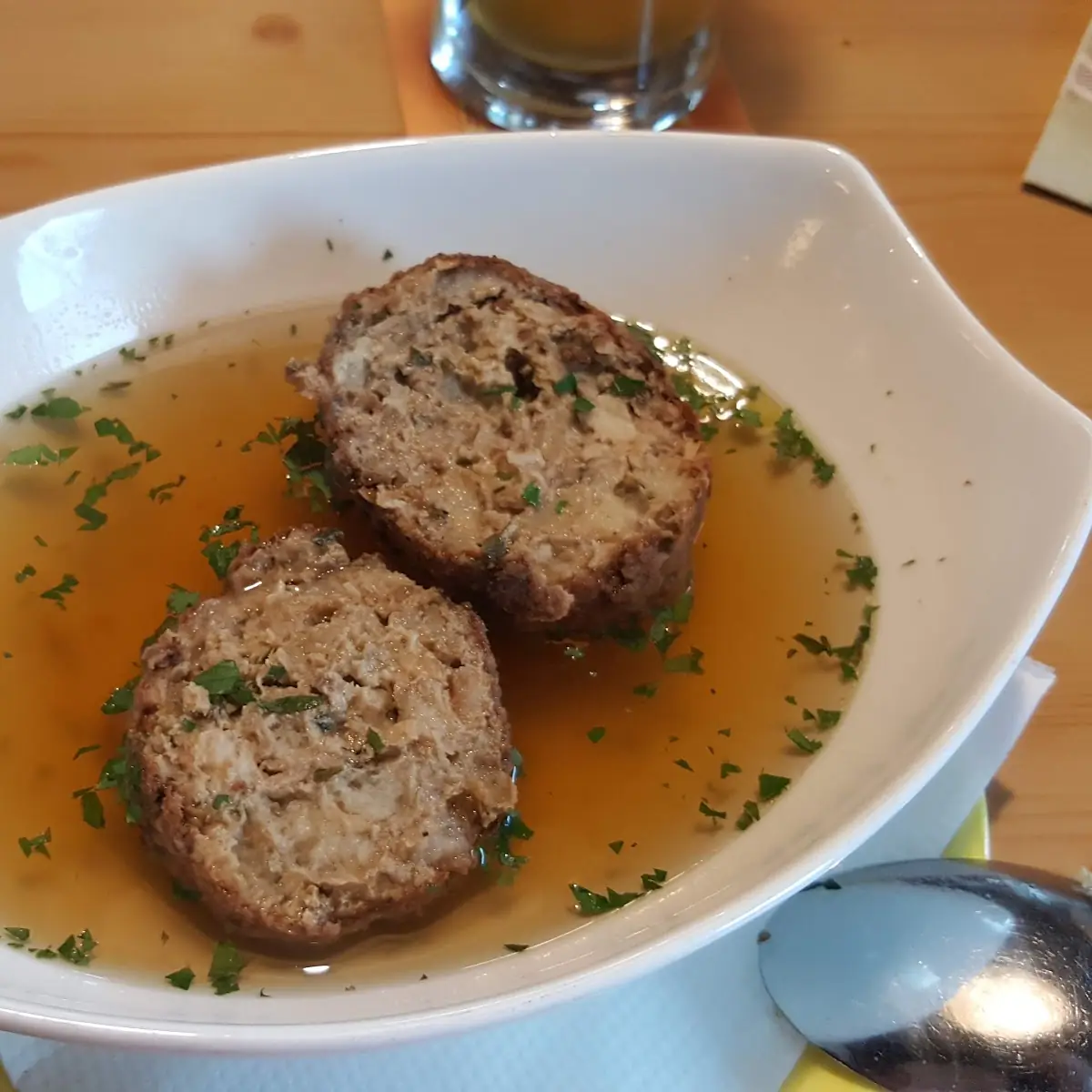 Leberknödelsuppe