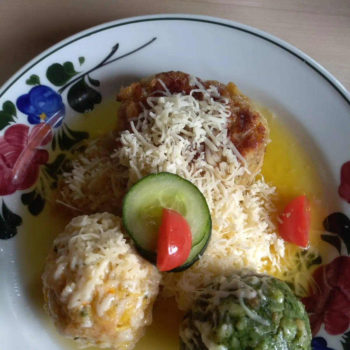 Knödel Tries