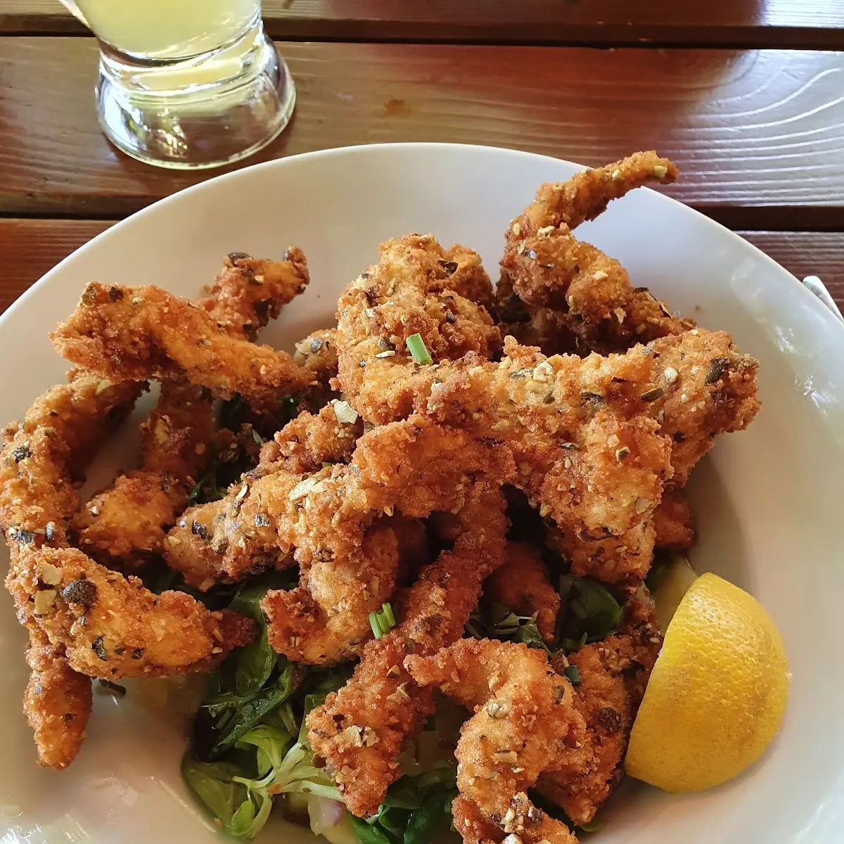 Backhendlstreifen Salat