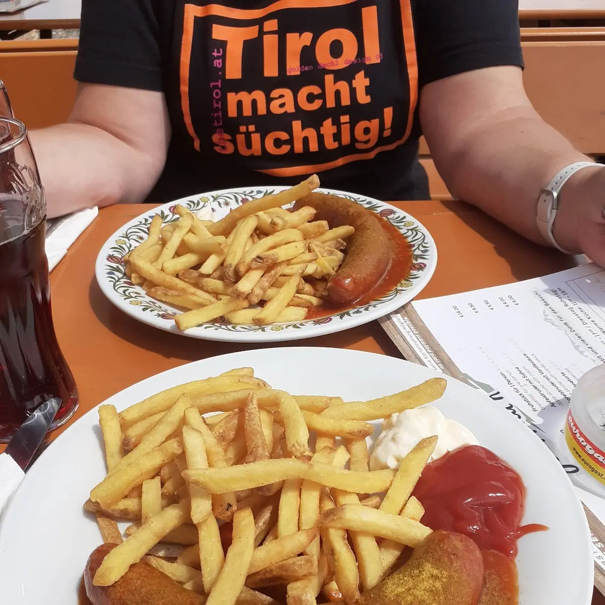 Currywurst Mit Pommes