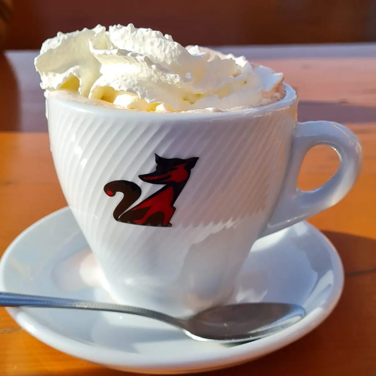 Kakao Mit Rum Und Sahne
