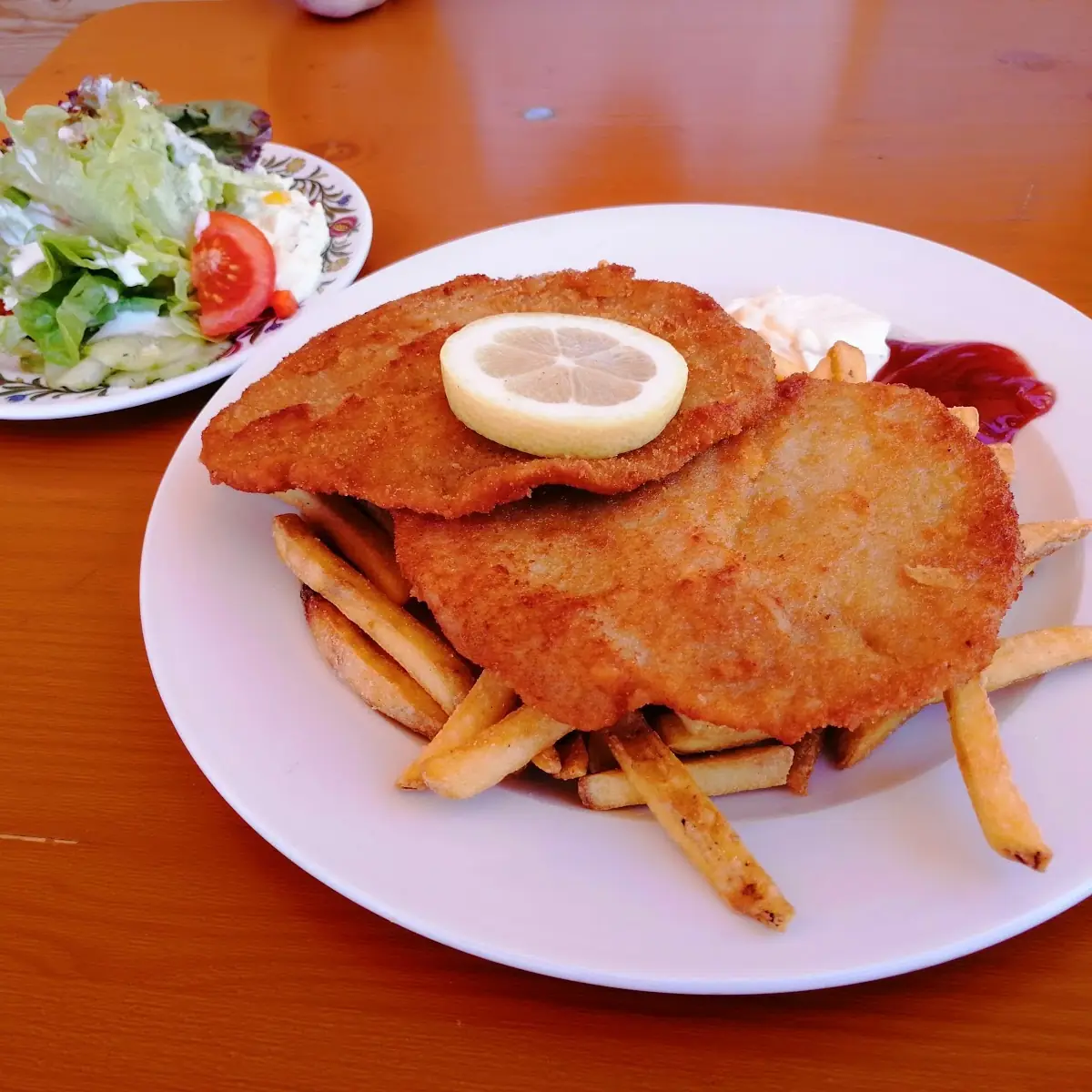 Schnitzel Mit Pommes