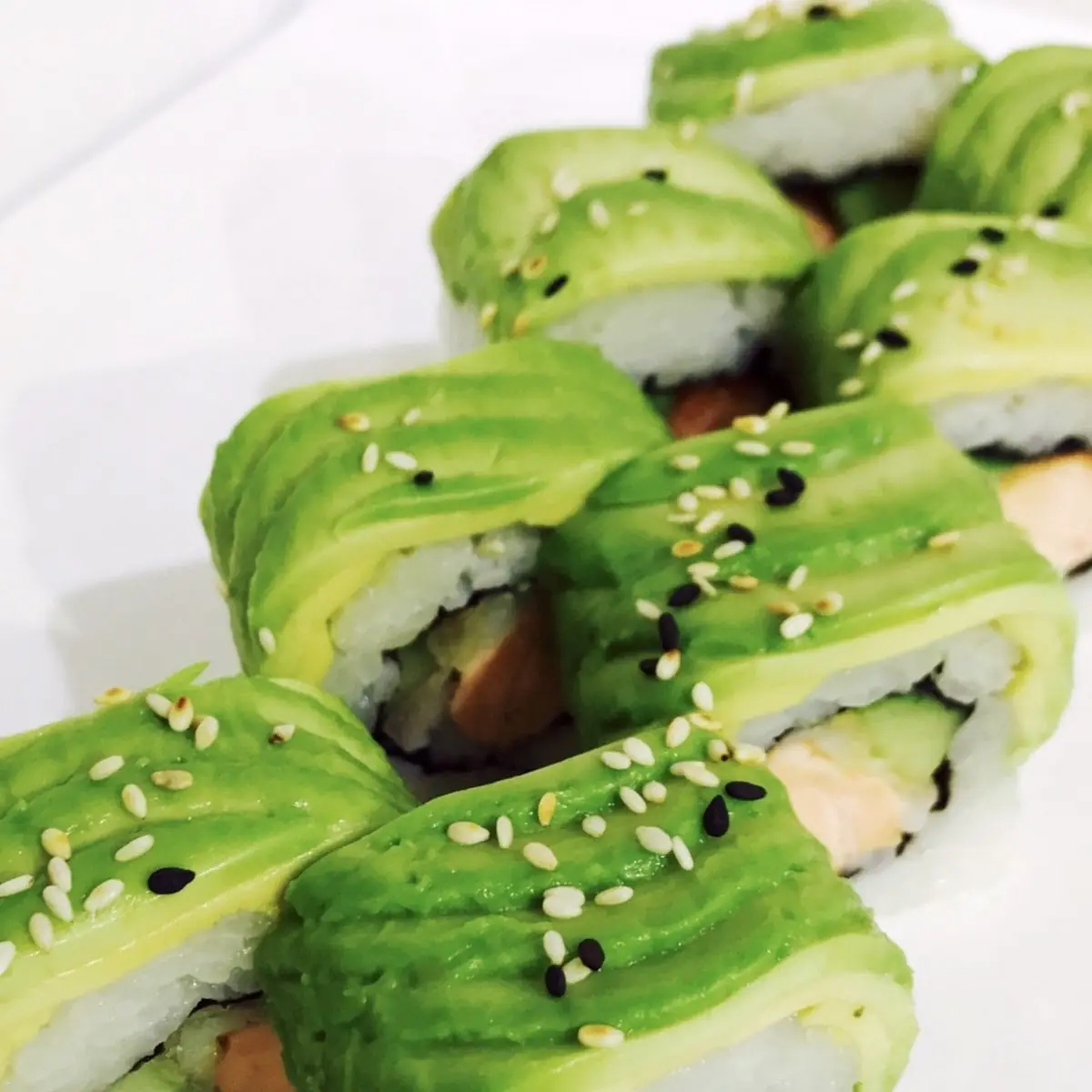 Green Dragon Roll 8 Stk