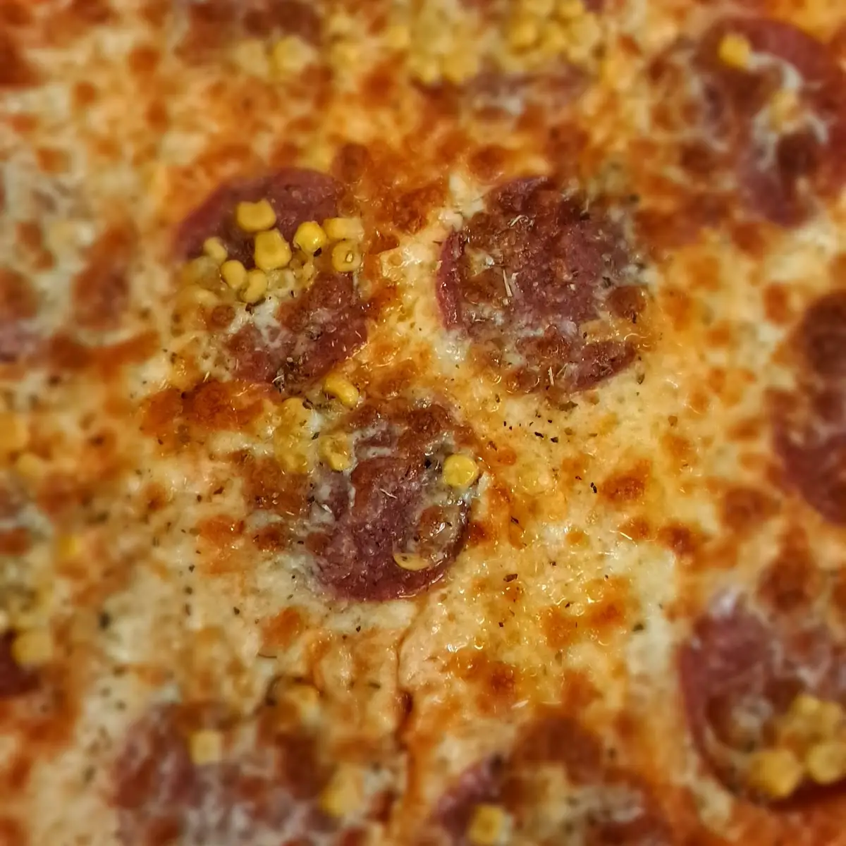 Salami Pizza Mit Mais